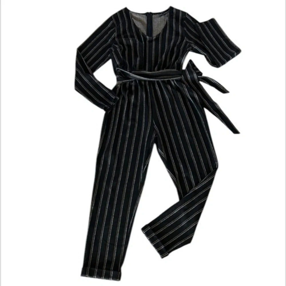 Alison Andrews Striped belted Jumpsuit size large